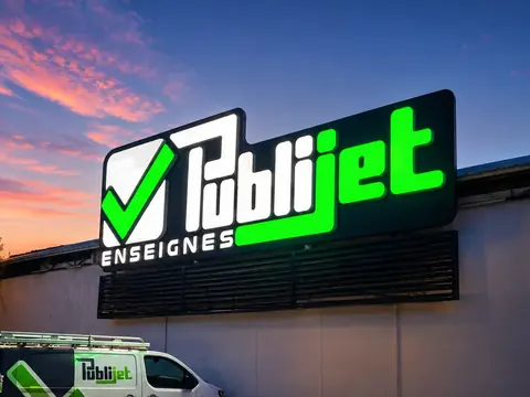 Enseignes lumineuses